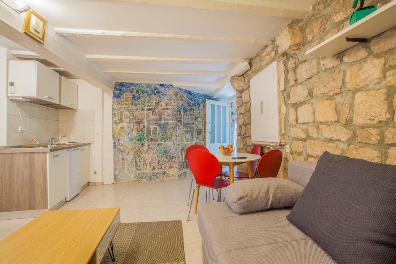 Honey Art Apartment Cres Εξωτερικό φωτογραφία