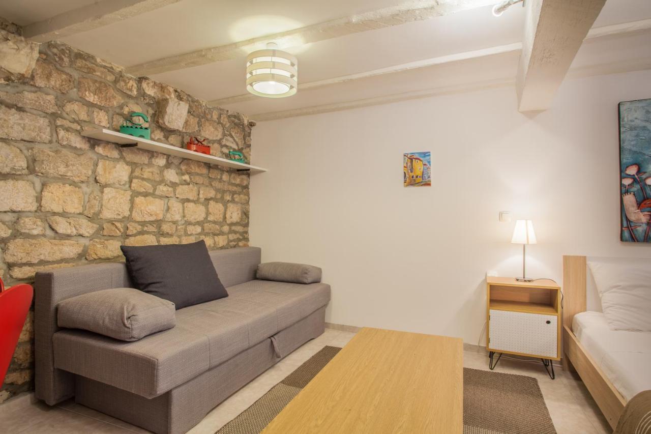Honey Art Apartment Cres Εξωτερικό φωτογραφία
